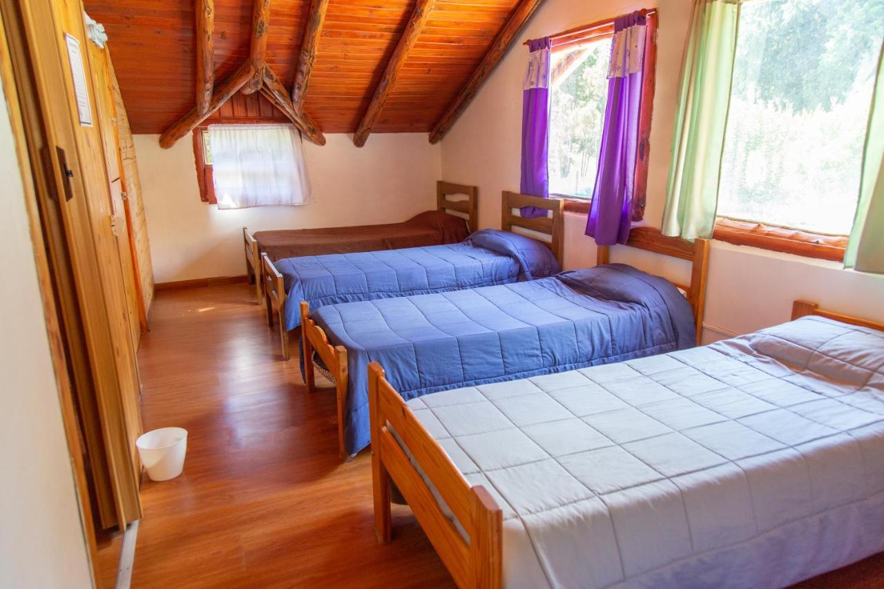 Huellas Hostel Lago Puelo Buitenkant foto