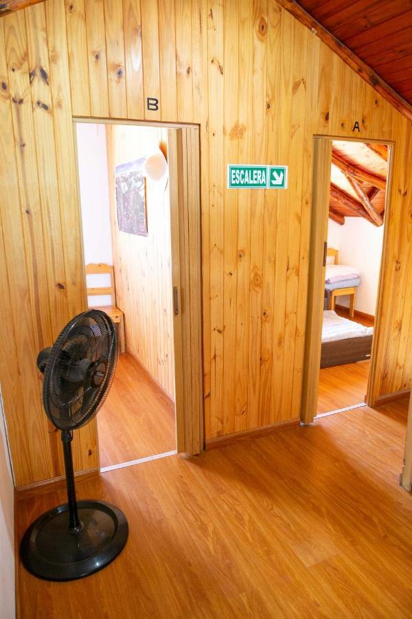 Huellas Hostel Lago Puelo Buitenkant foto